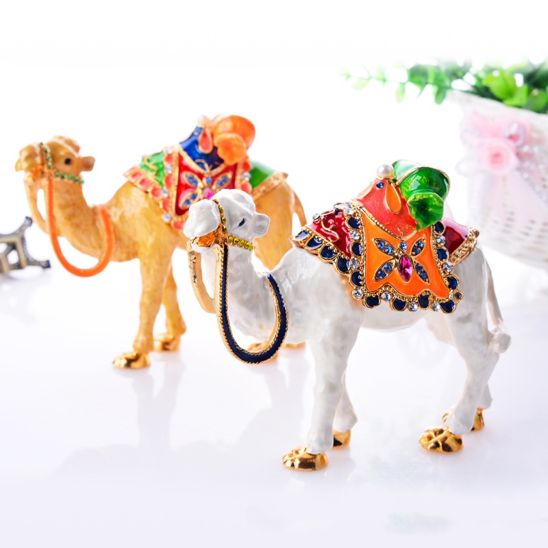 Diamond encrusted jewelry camel shaped box