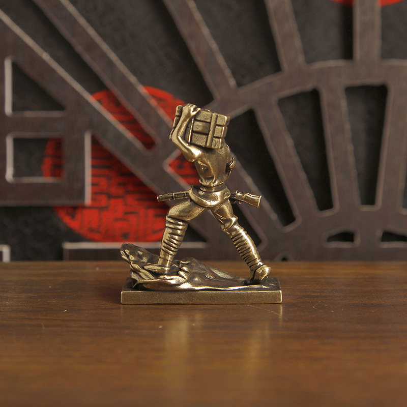 Brass material soldier shaped ornament
