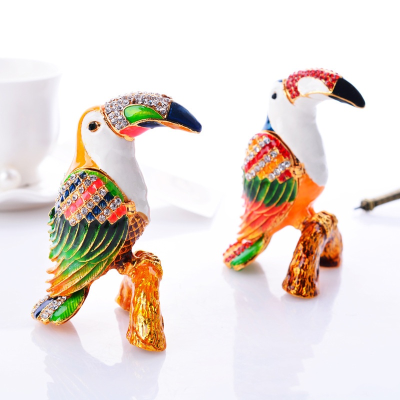 Woodpecker shaped enamel decoration ornament