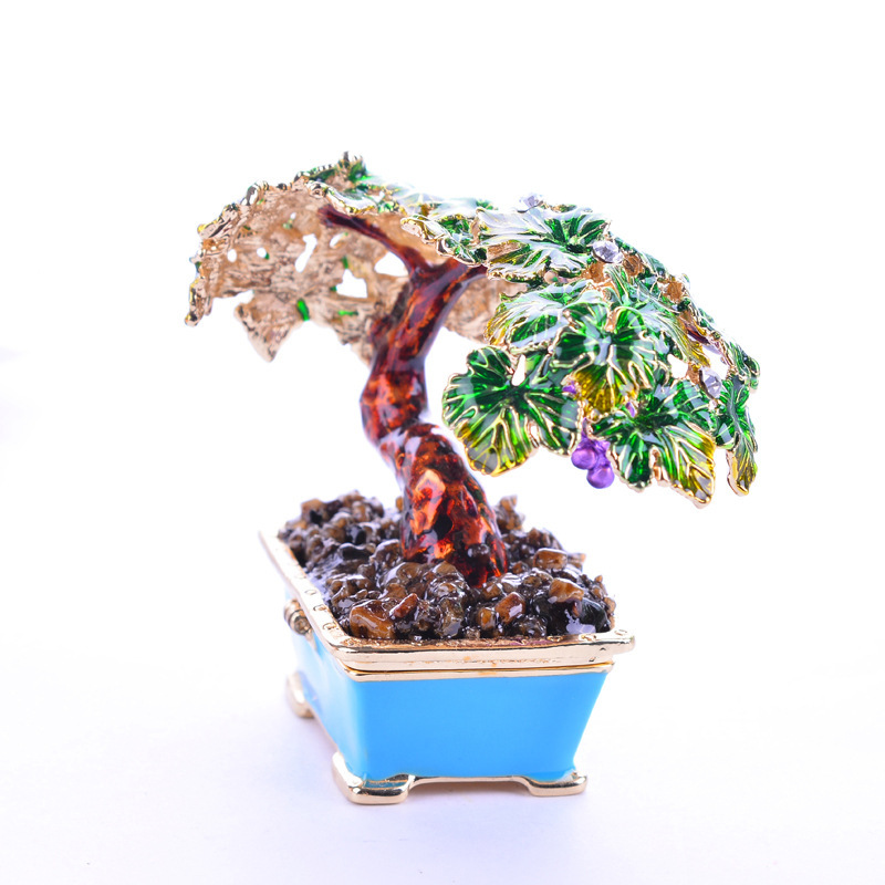 Bonsai shaped jewelry box