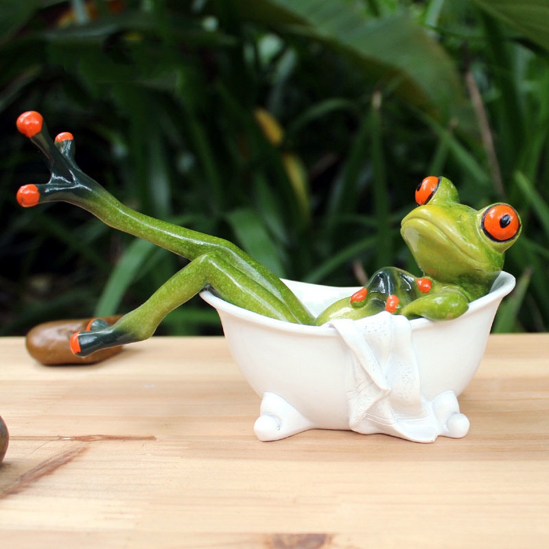 Frog Figurine Resin Quirky Home Life Desktop Pastoral Style Gift