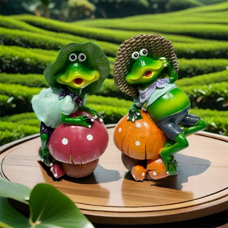 Couple Frogs on Mushroom Resin Figurine